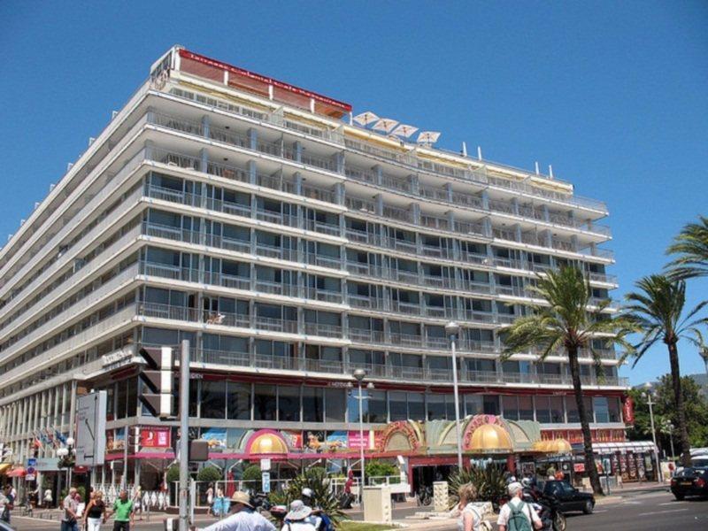 Mercure Promenade Des 4*