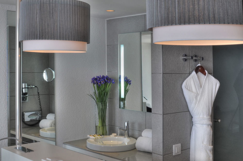 Mercure Promenade Des 4*